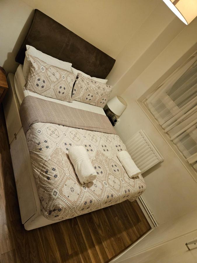 Flat In Camden Town Apartment Лондон Екстериор снимка
