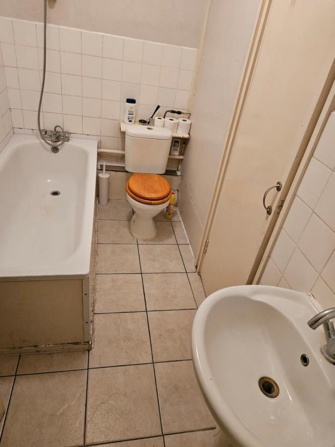Flat In Camden Town Apartment Лондон Екстериор снимка